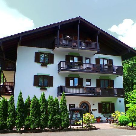 Hotel St. Georg บาดไรเฮนฮัล ภายนอก รูปภาพ