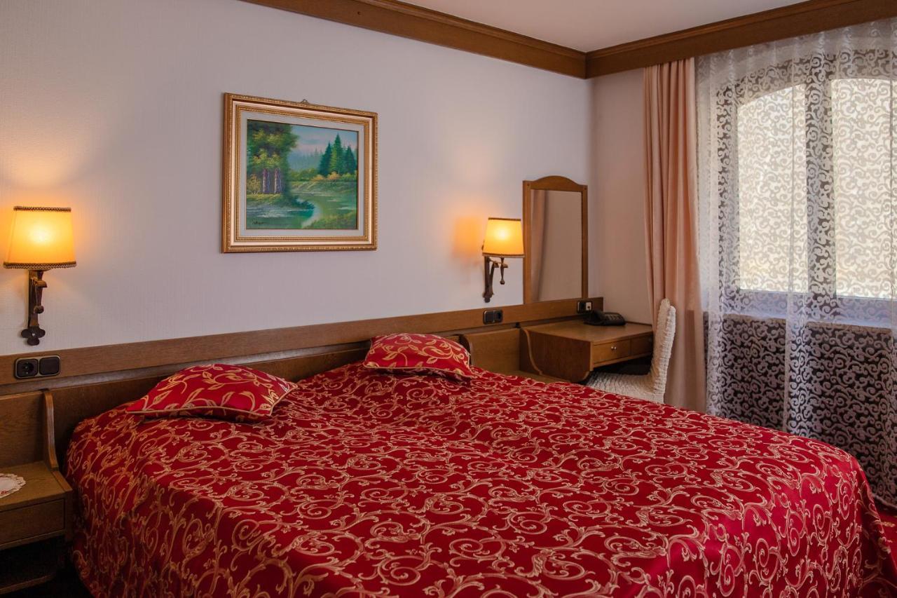 Hotel St. Georg บาดไรเฮนฮัล ภายนอก รูปภาพ