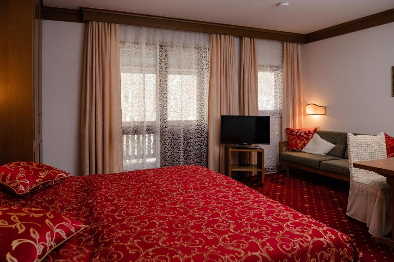 Hotel St. Georg บาดไรเฮนฮัล ภายนอก รูปภาพ