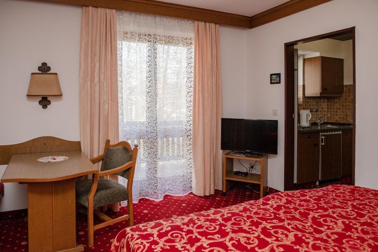 Hotel St. Georg บาดไรเฮนฮัล ภายนอก รูปภาพ