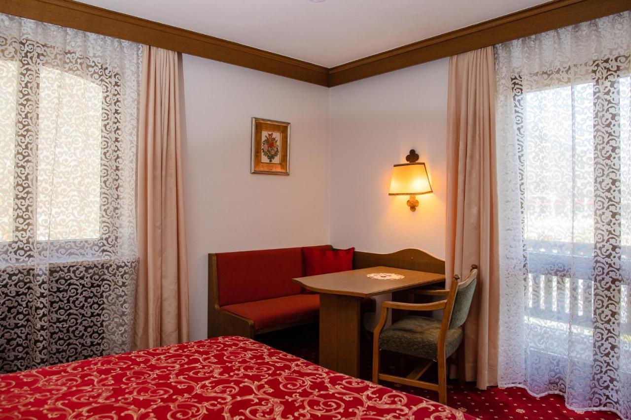 Hotel St. Georg บาดไรเฮนฮัล ภายนอก รูปภาพ